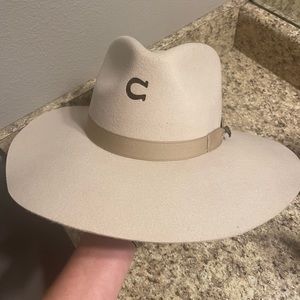 Charlie 1 Horse Hat. NWT. Silverbelly. Size Medium